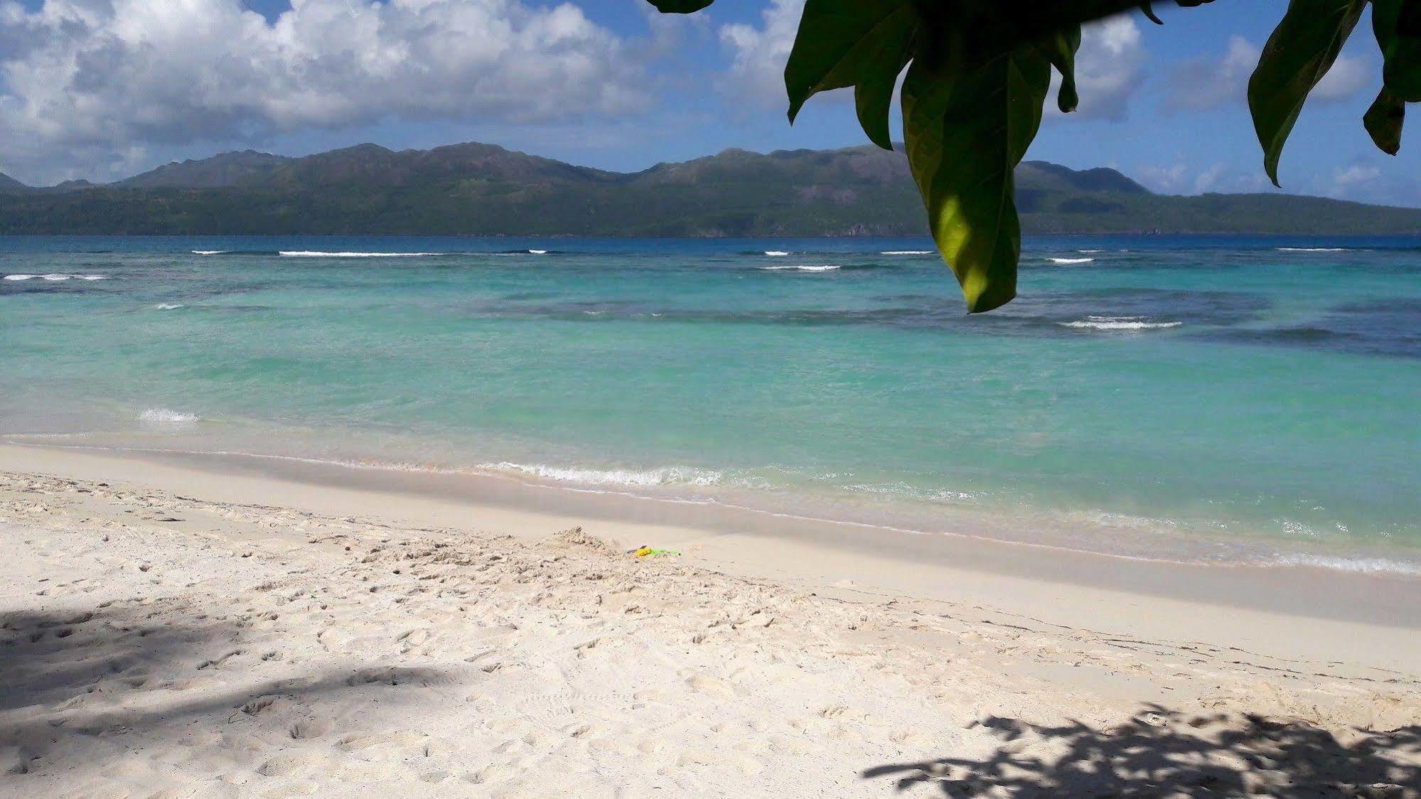 El Pelicano Apart-Hotel Las Galeras Exterior photo